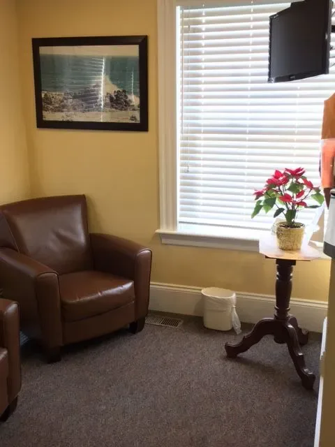Waiting room with leather chairs